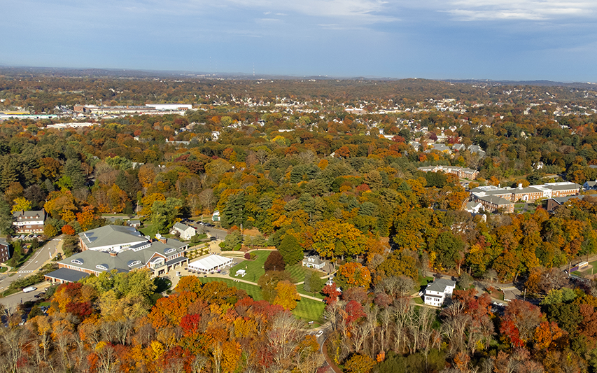 Milton, Massachusetts and the 鶹Ƶ campus from above